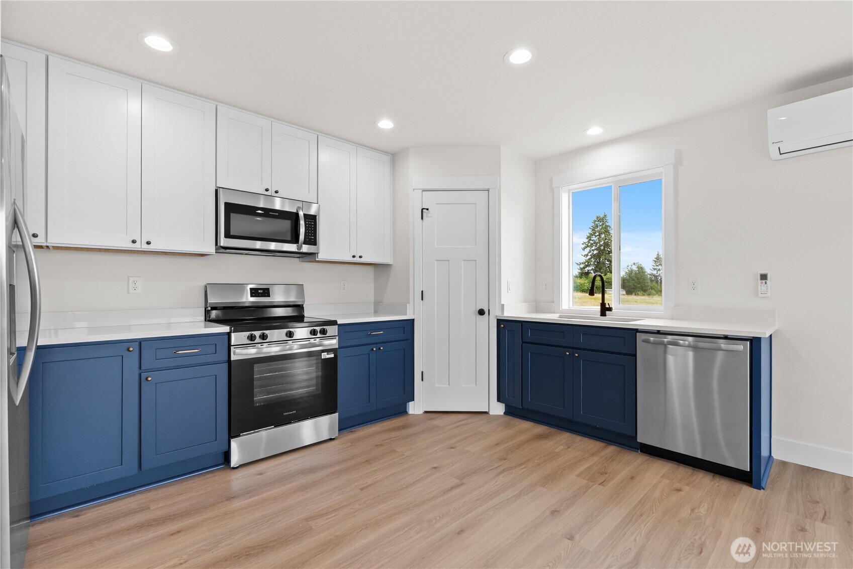 15 Anchor Way Loop Property Photo 10