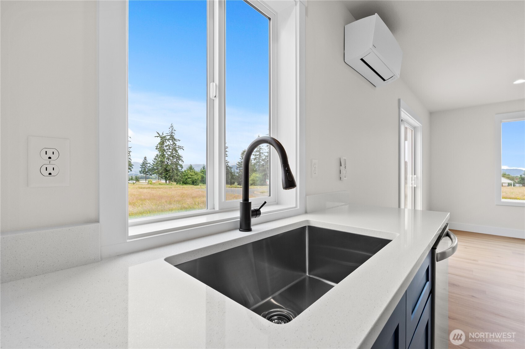 15 Anchor Way Loop Property Photo 13