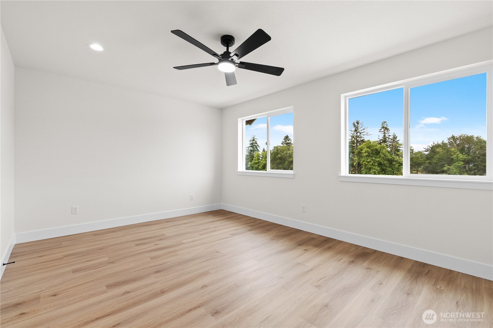 15 Anchor Way Loop Property Photo 16