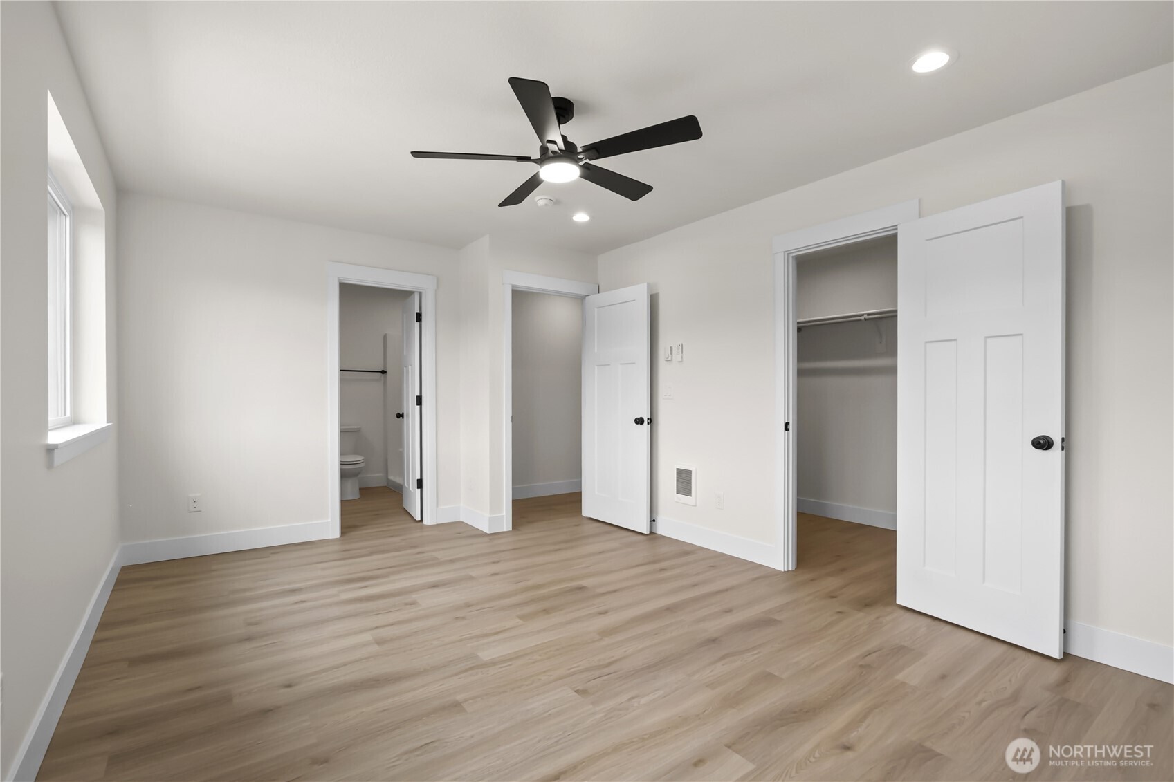 15 Anchor Way Loop Property Photo 18