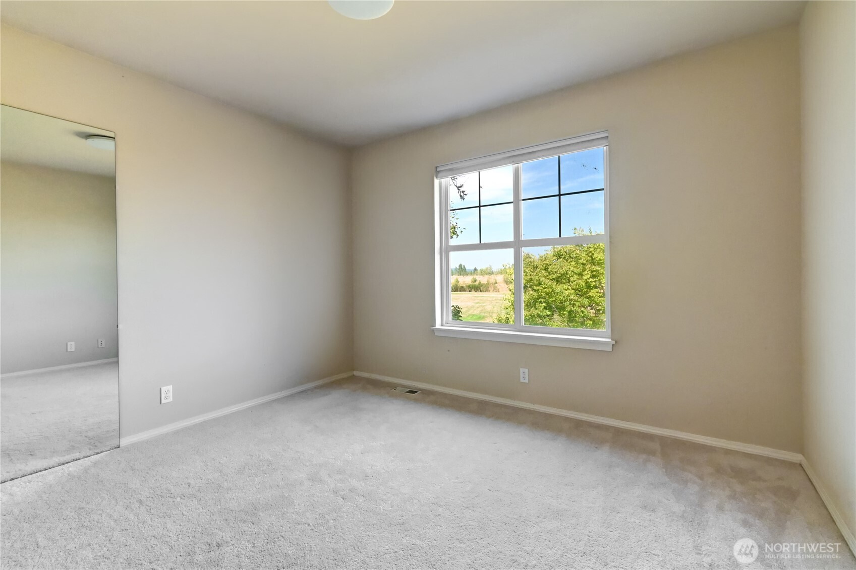 18947 Ne 68th Street Property Photo 34