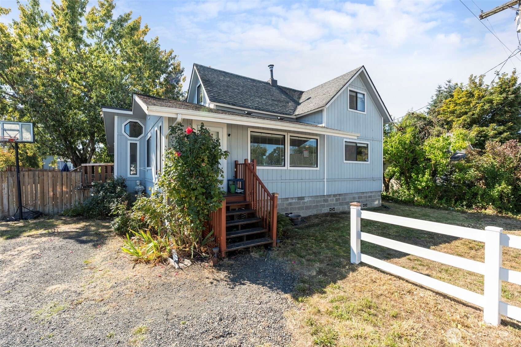 1261 Sw Elzina Street Property Photo 2
