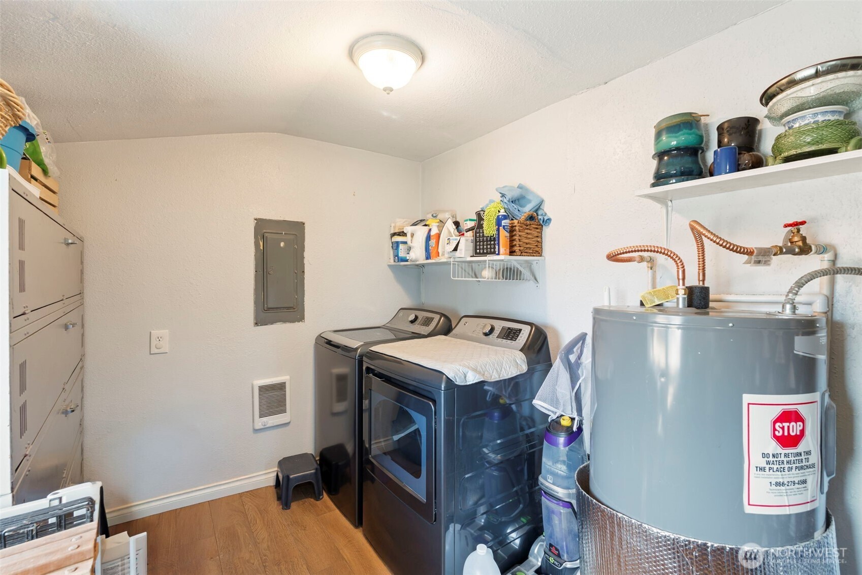 1261 Sw Elzina Street Property Photo 15