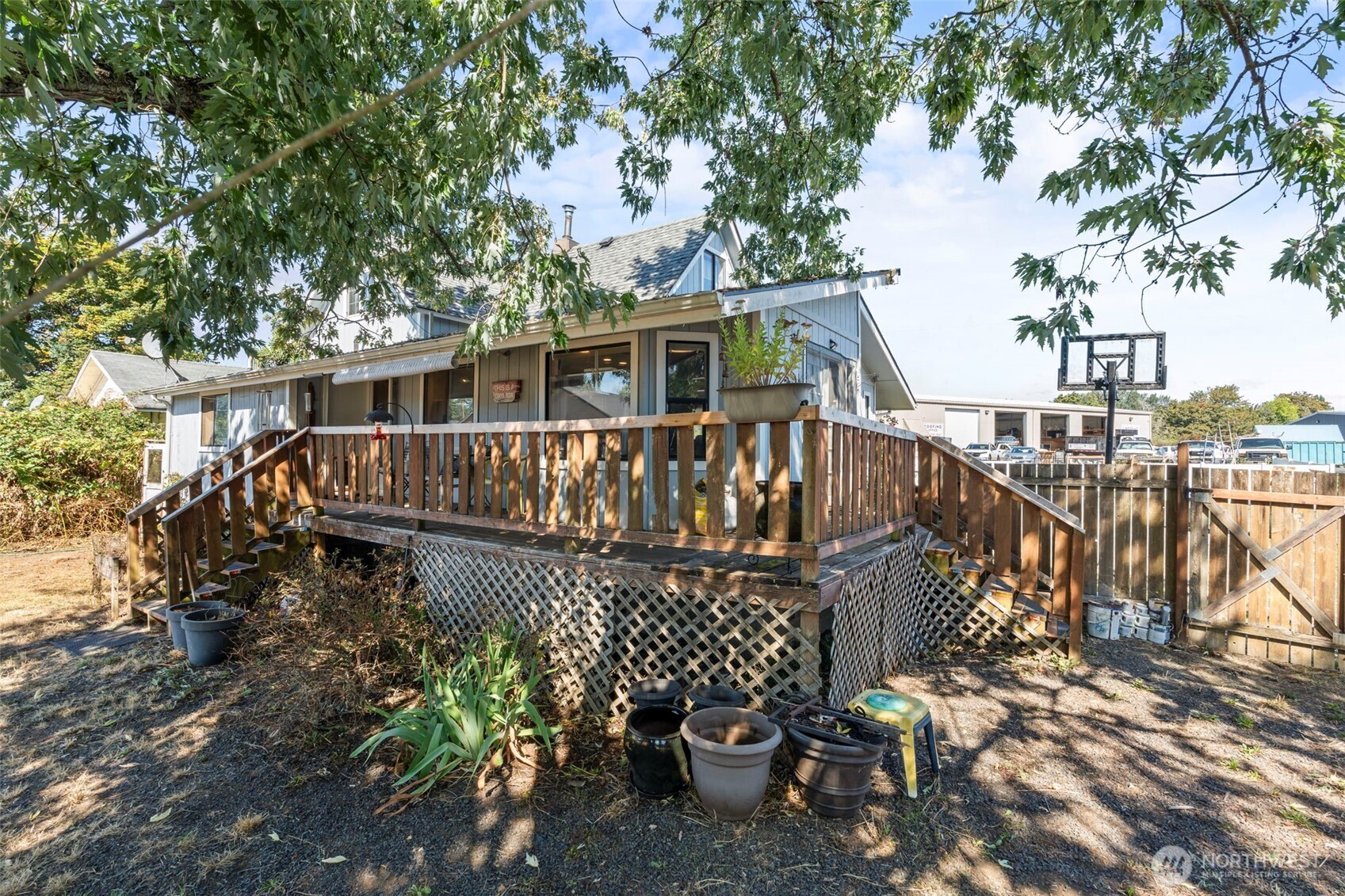 1261 Sw Elzina Street Property Photo 28