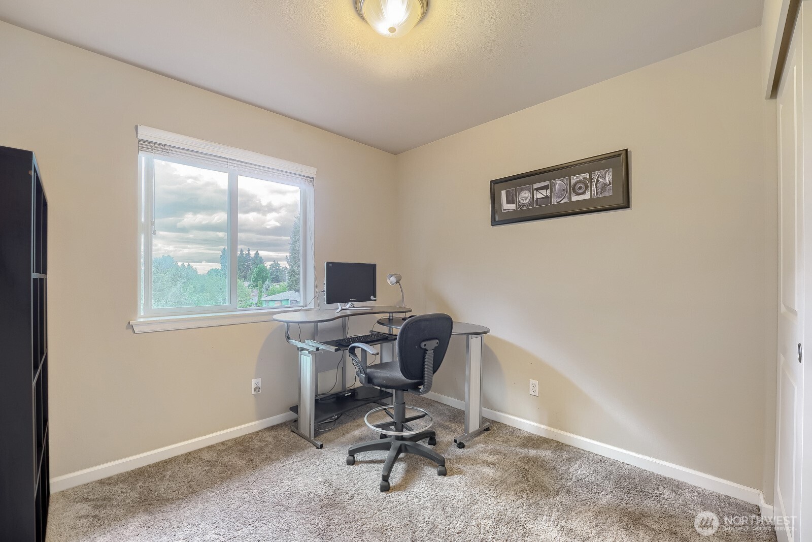 537 Ne Queen Avenue Property Photo 16