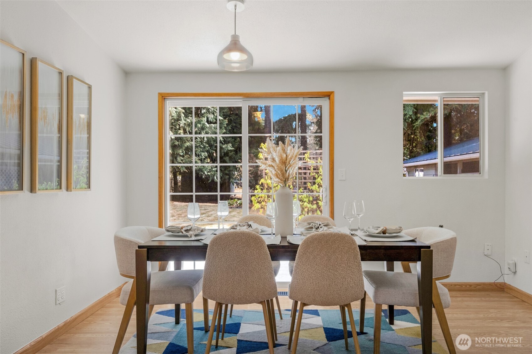 24217 4th Place Property Photo 11
