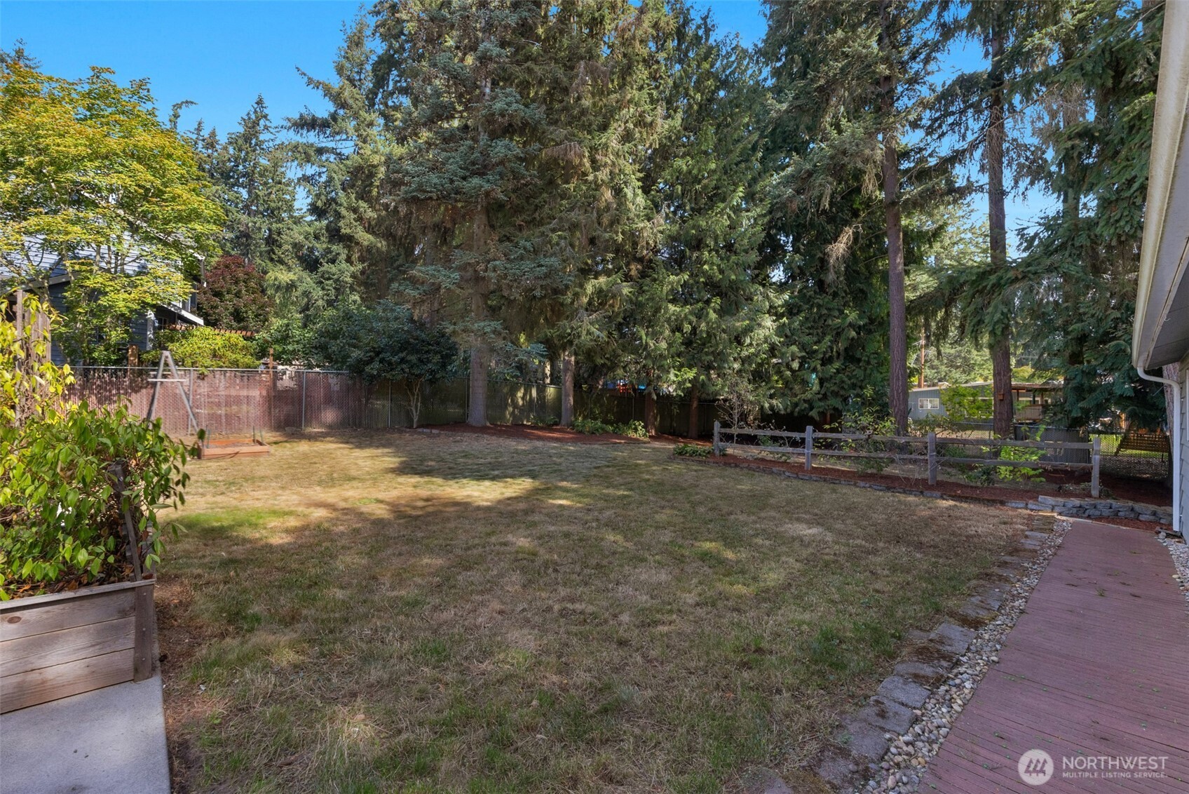 24217 4th Place Property Photo 28
