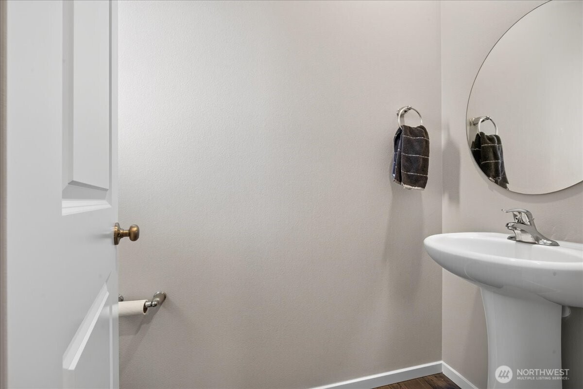 1033 Sw Pendleton Way Property Photo 9