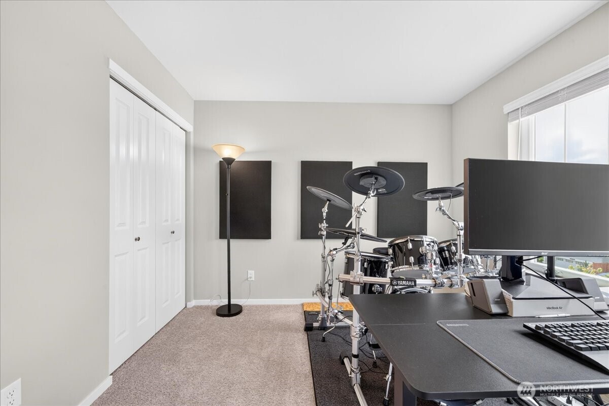 1033 Sw Pendleton Way Property Photo 27