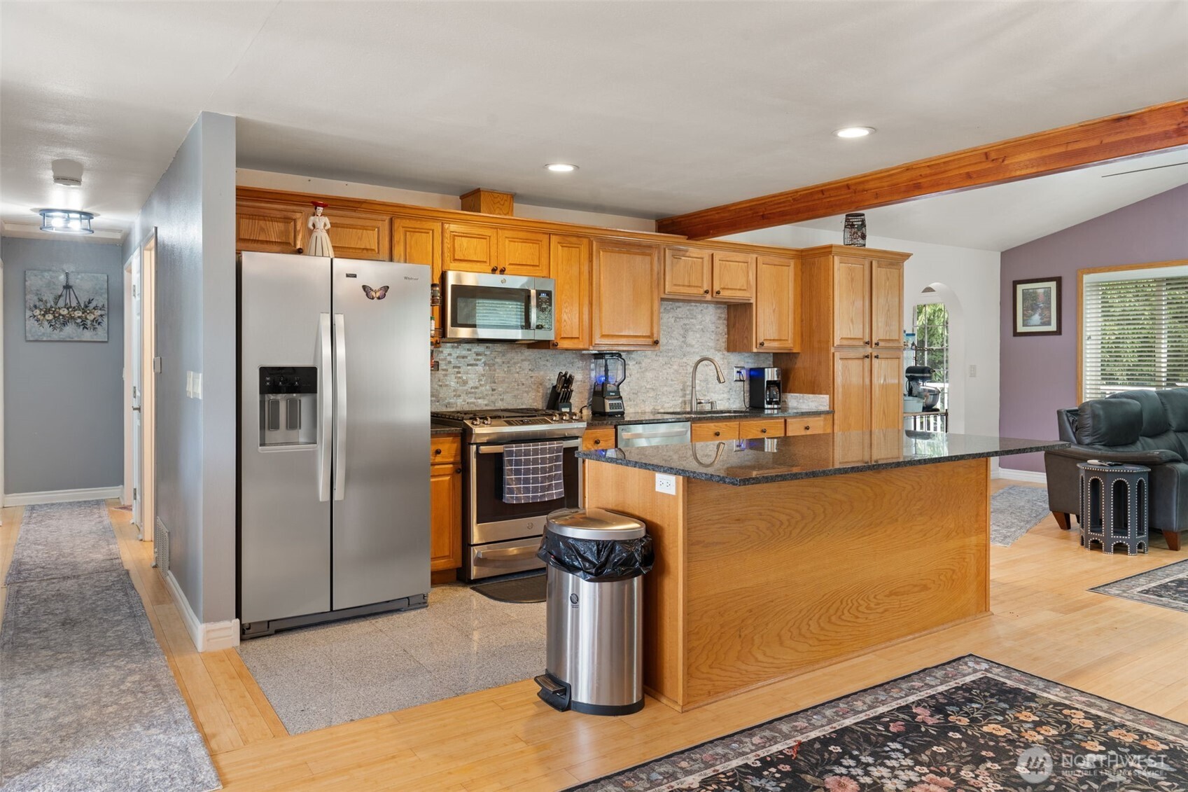 7048 Aegean Boulevard Property Photo 11