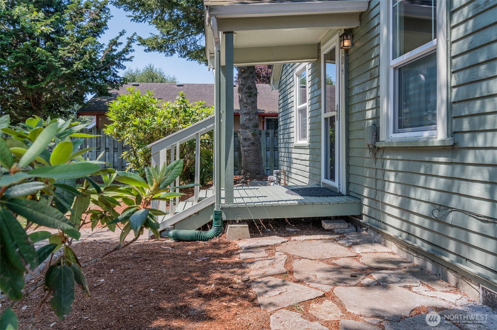 704 Roeder Street Property Photo 3