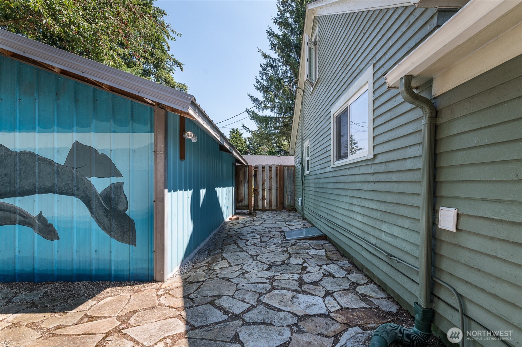 704 Roeder Street Property Photo 25
