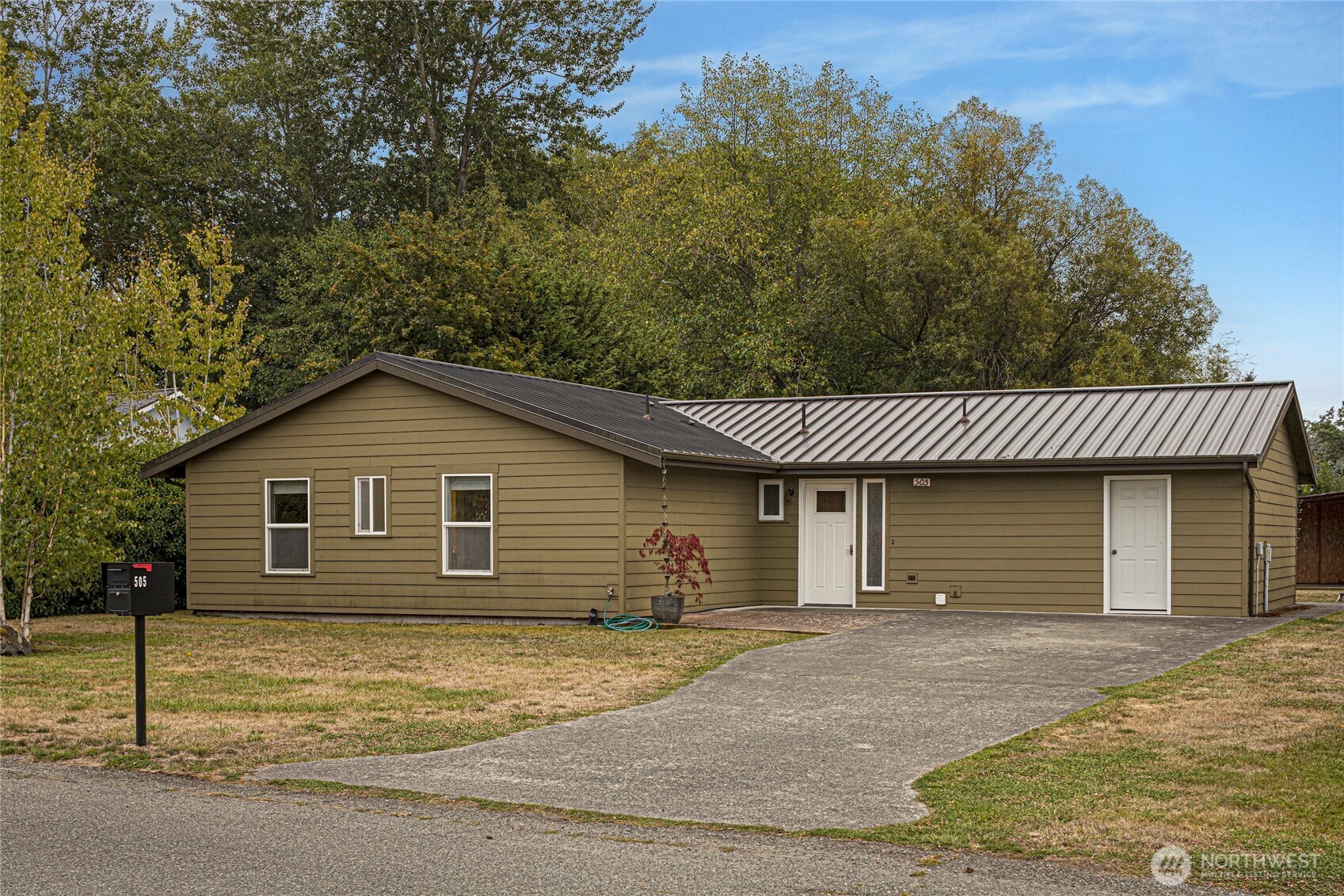 505 Rose Lane Property Photo 1