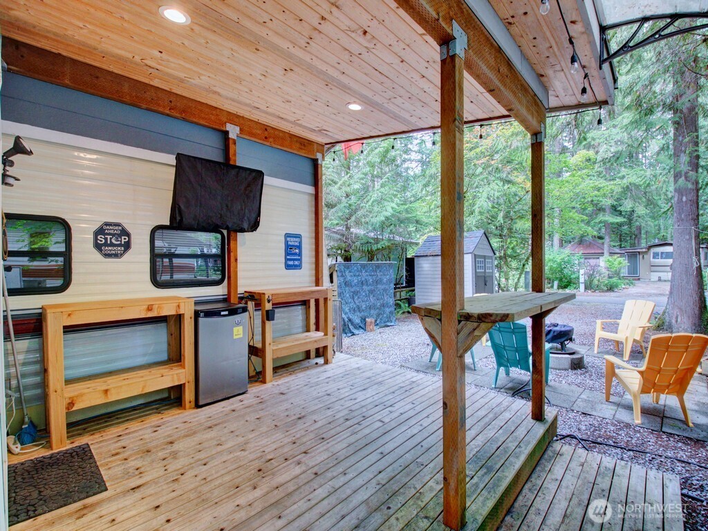 184 Fireside Lodge Circle Property Photo 7