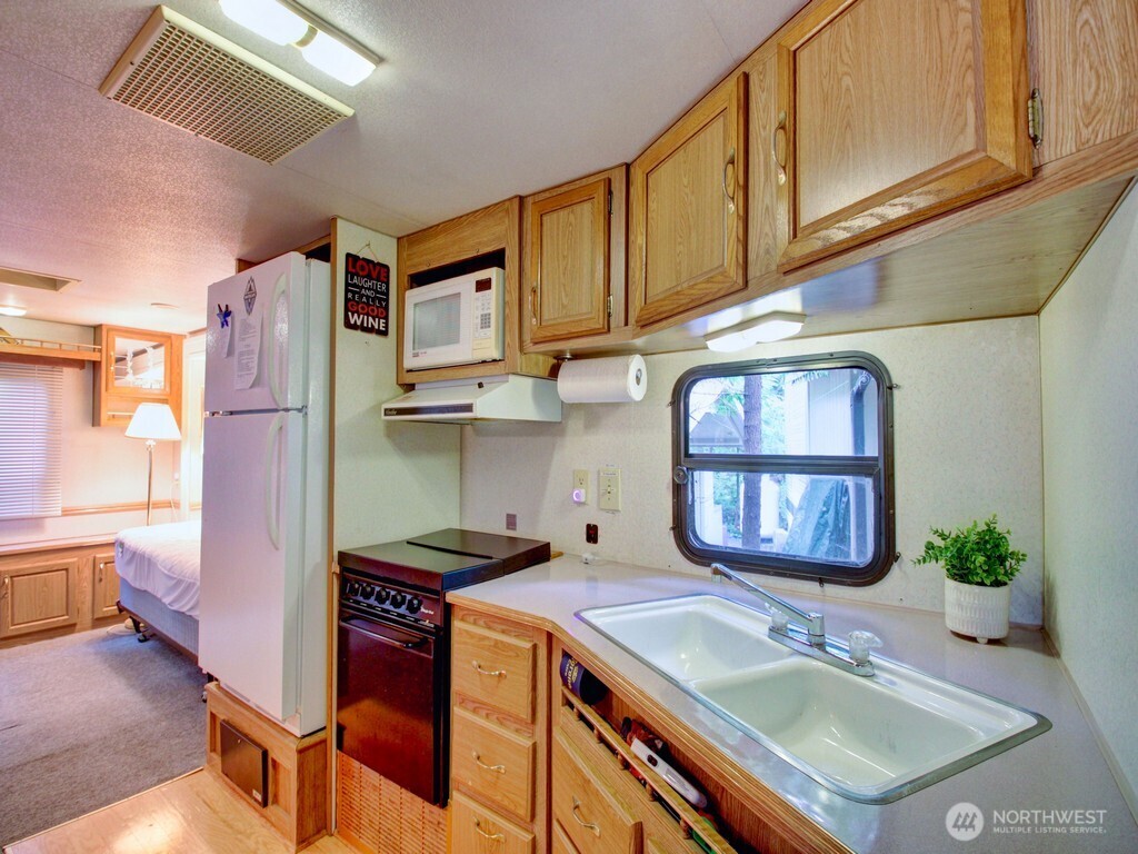 184 Fireside Lodge Circle Property Photo 15