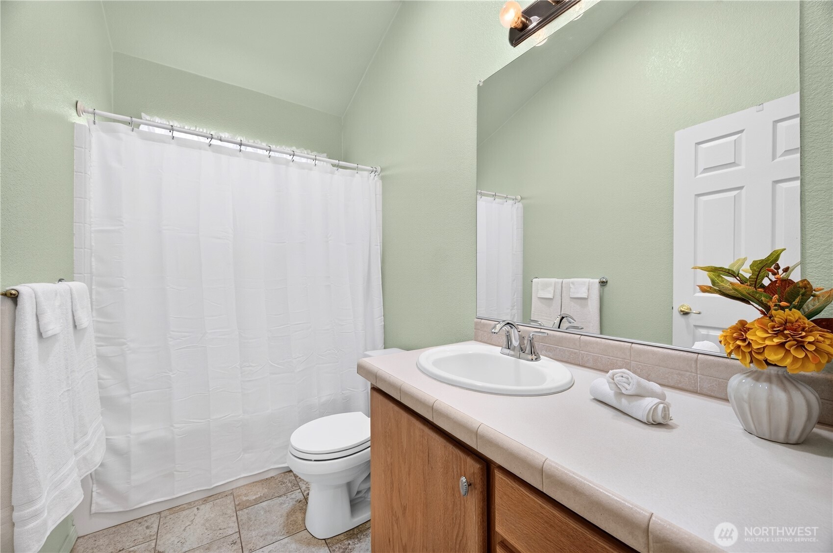 9817 196th Street 40 Property Photo 13