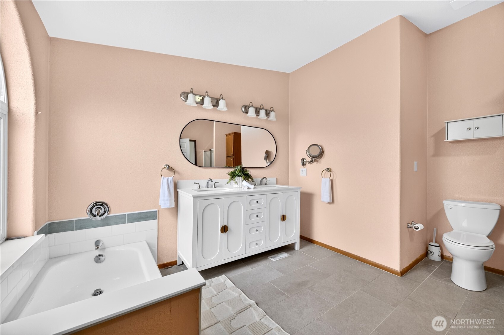 9817 196th Street 40 Property Photo 15