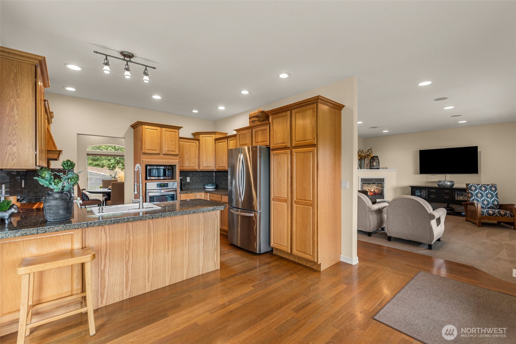 3045 Eastview Lane Property Photo 11