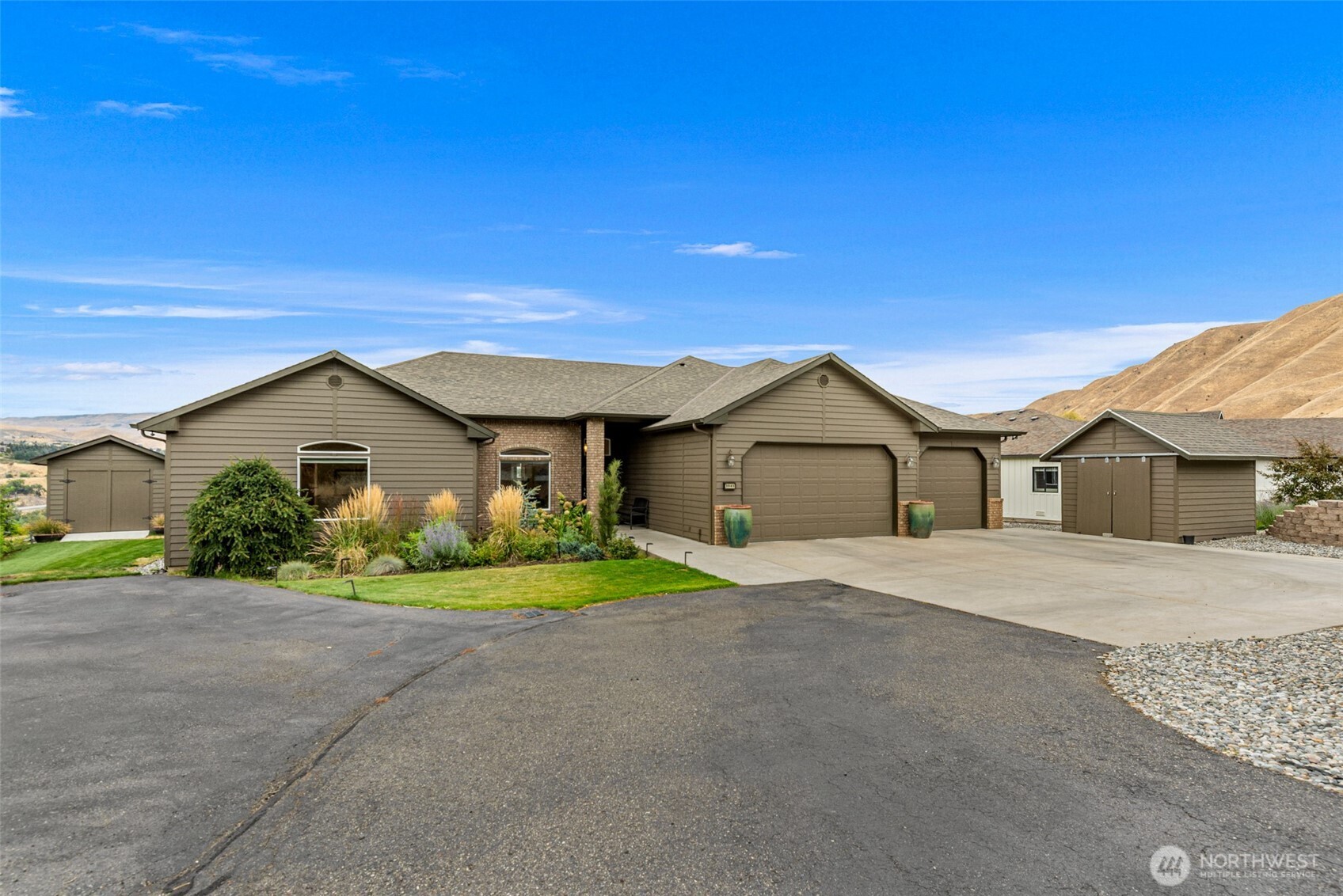 3045 Eastview Lane Property Photo 40