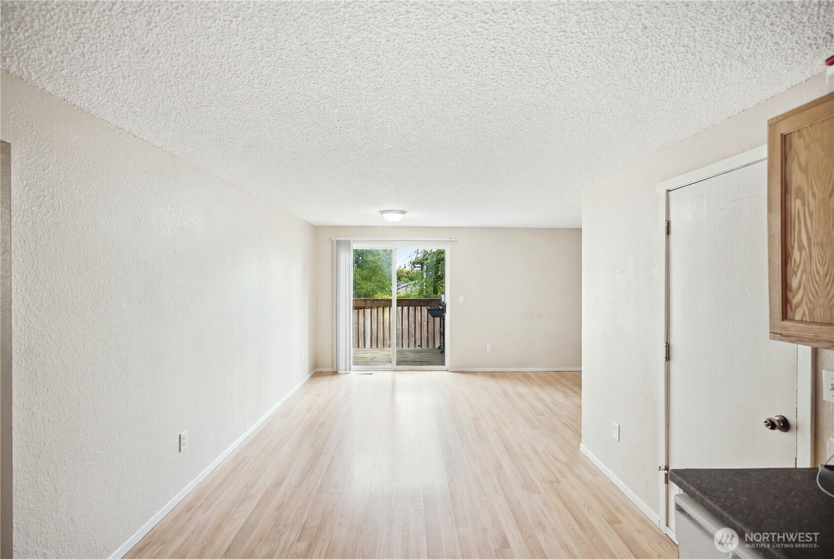3760 E T Street Property Photo 8