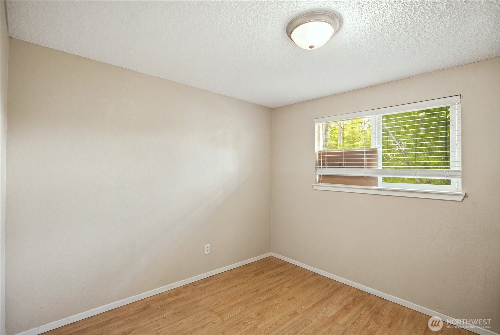 3760 E T Street Property Photo 11