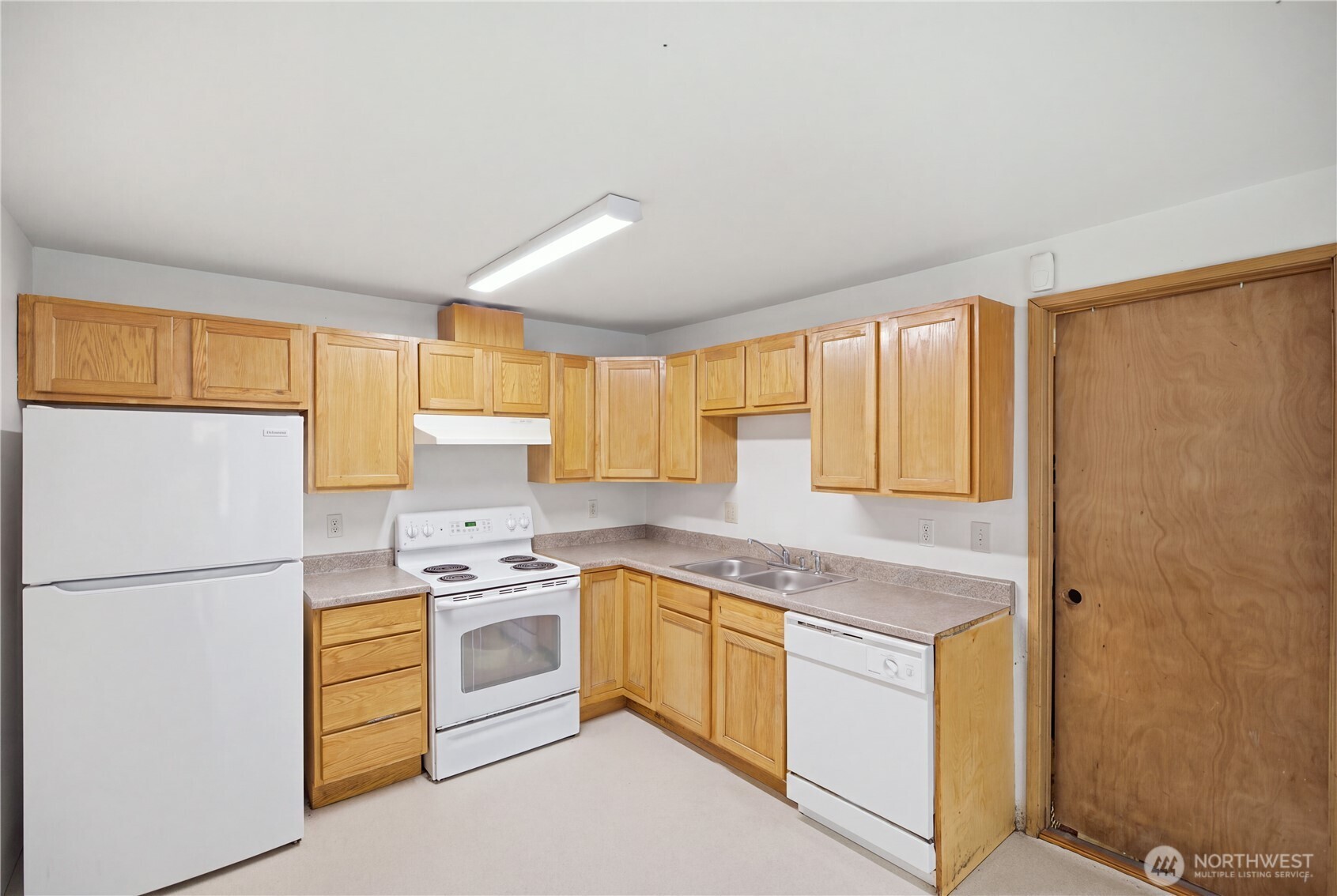 3760 E T Street Property Photo 21