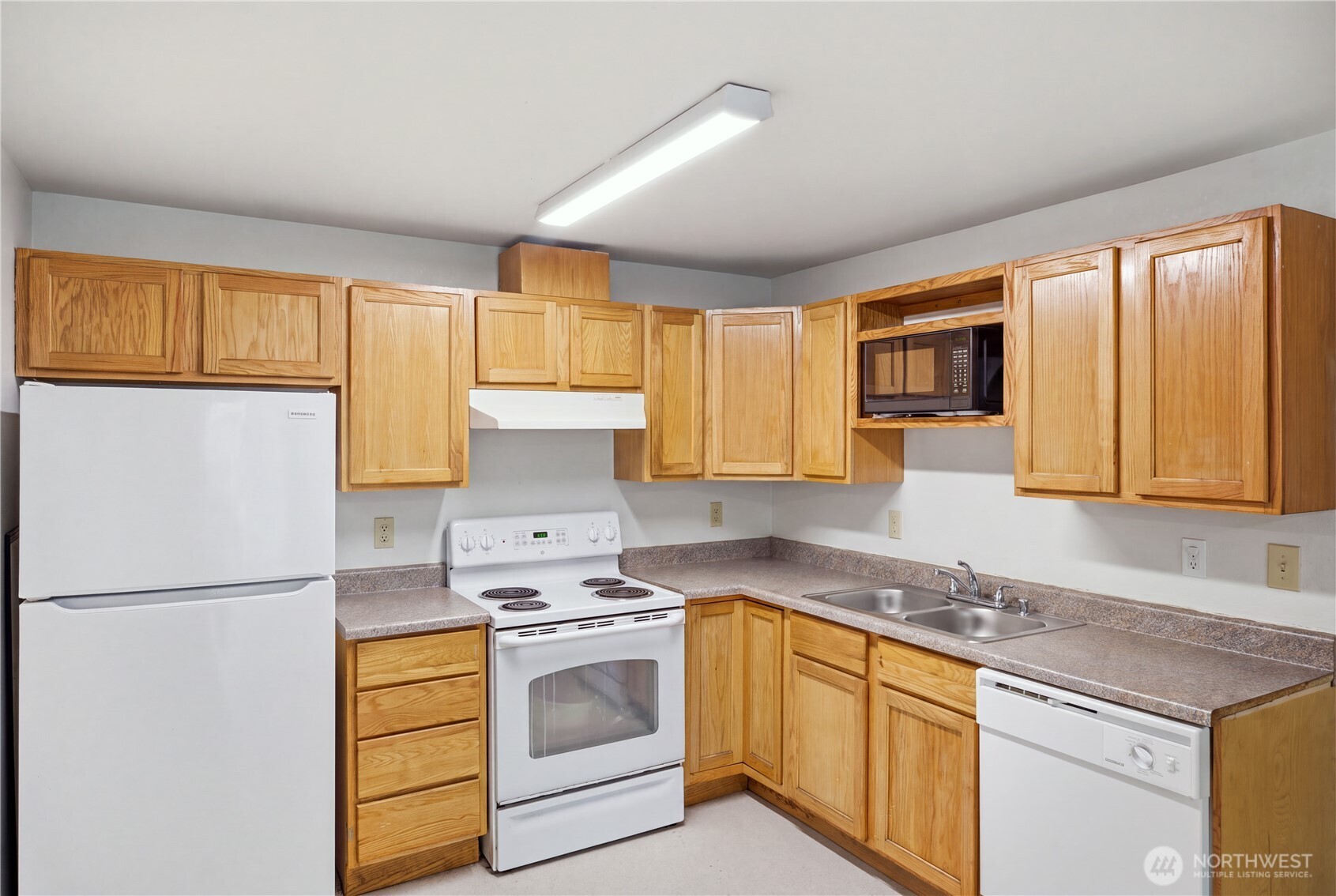 3760 E T Street Property Photo 22