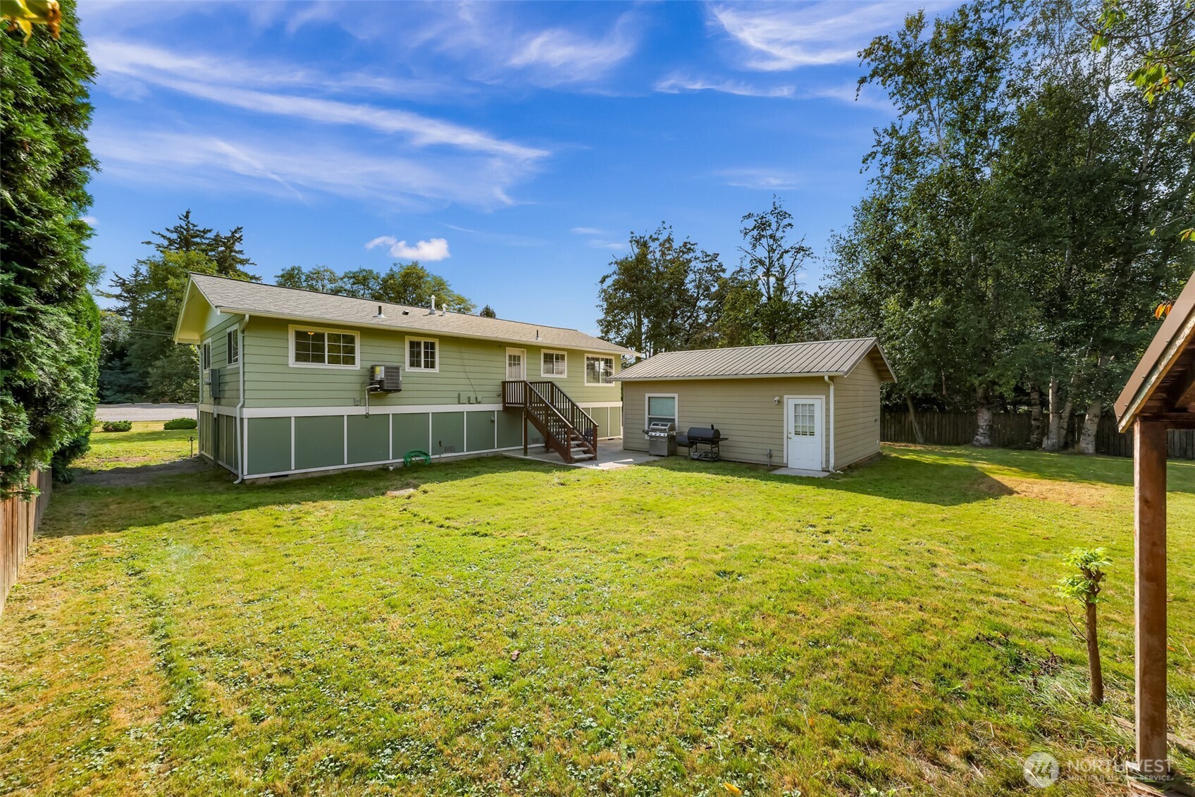 204 Jackson Street Property Photo 5