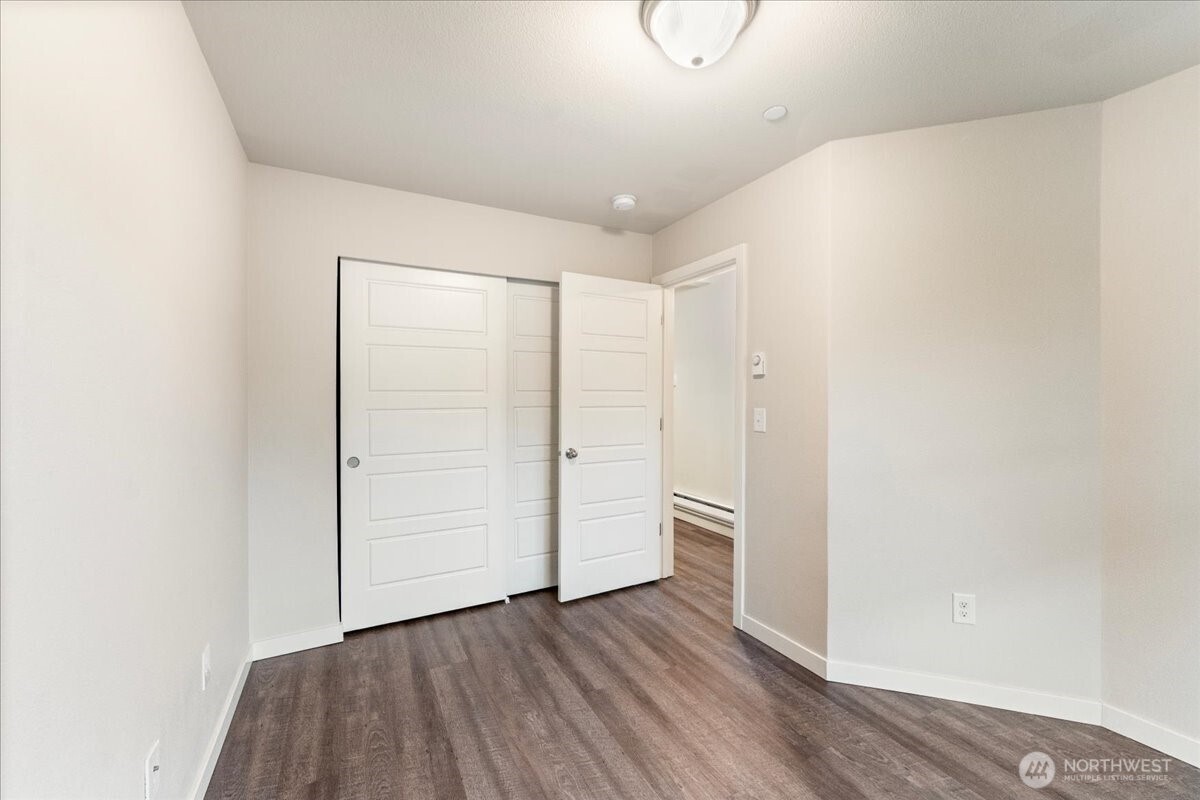 17424 118th Avenue Ct A Property Photo 6