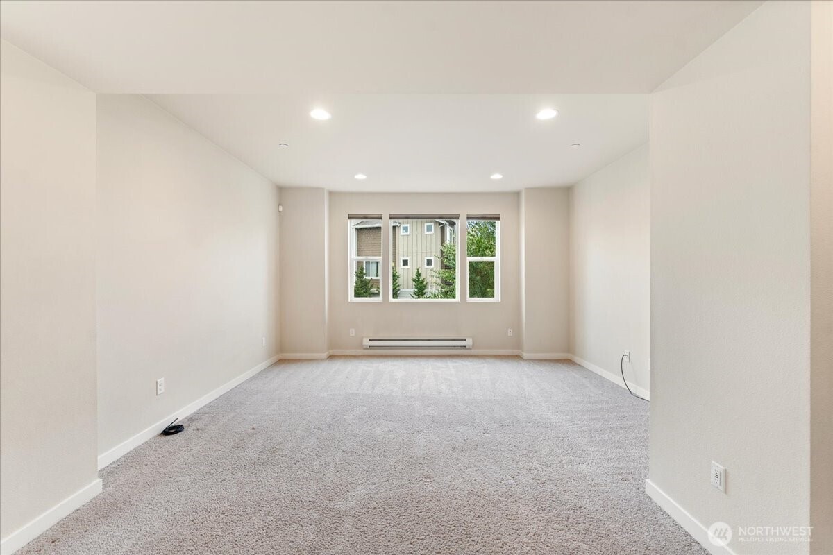 17424 118th Avenue Ct A Property Photo 8