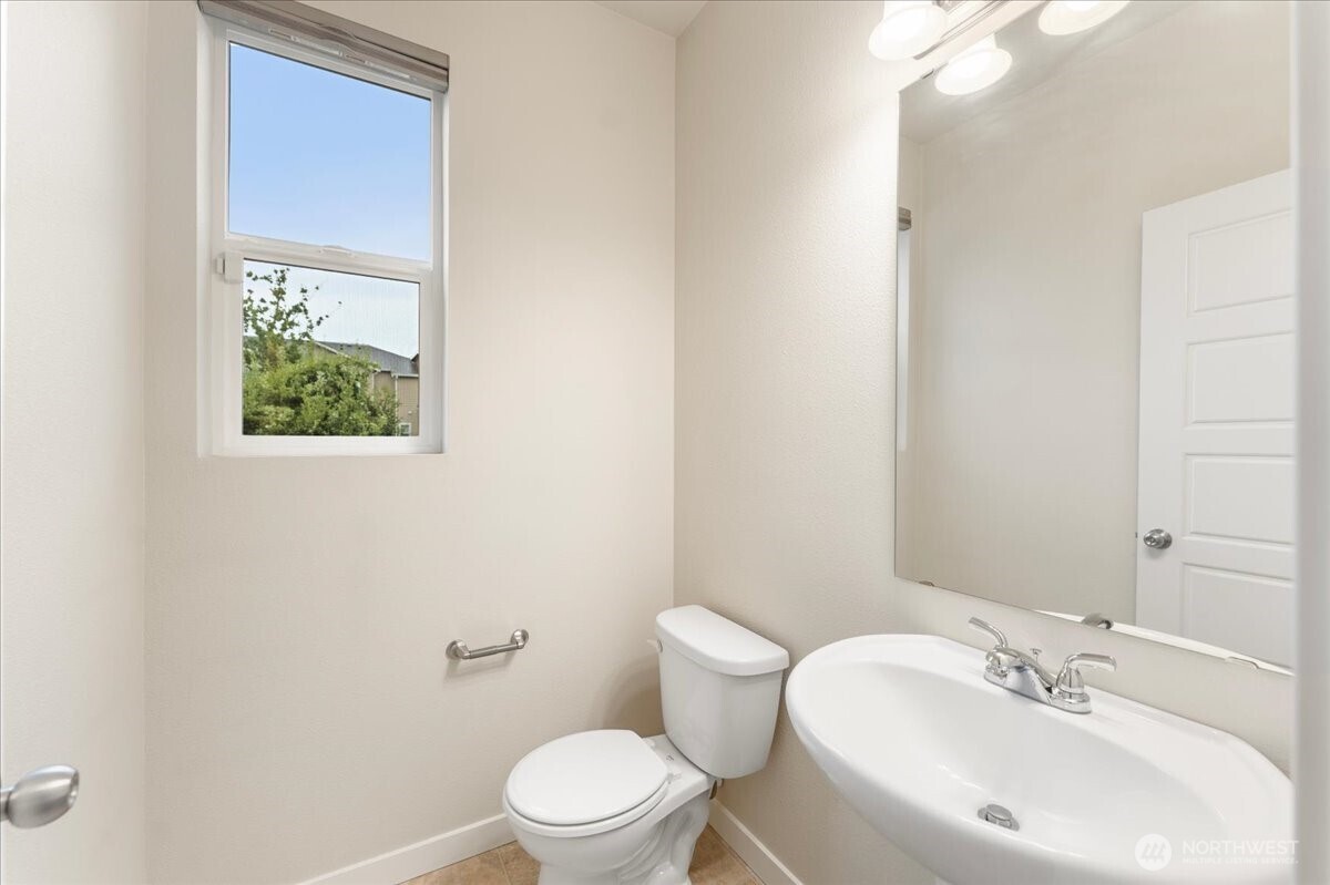 17424 118th Avenue Ct A Property Photo 19