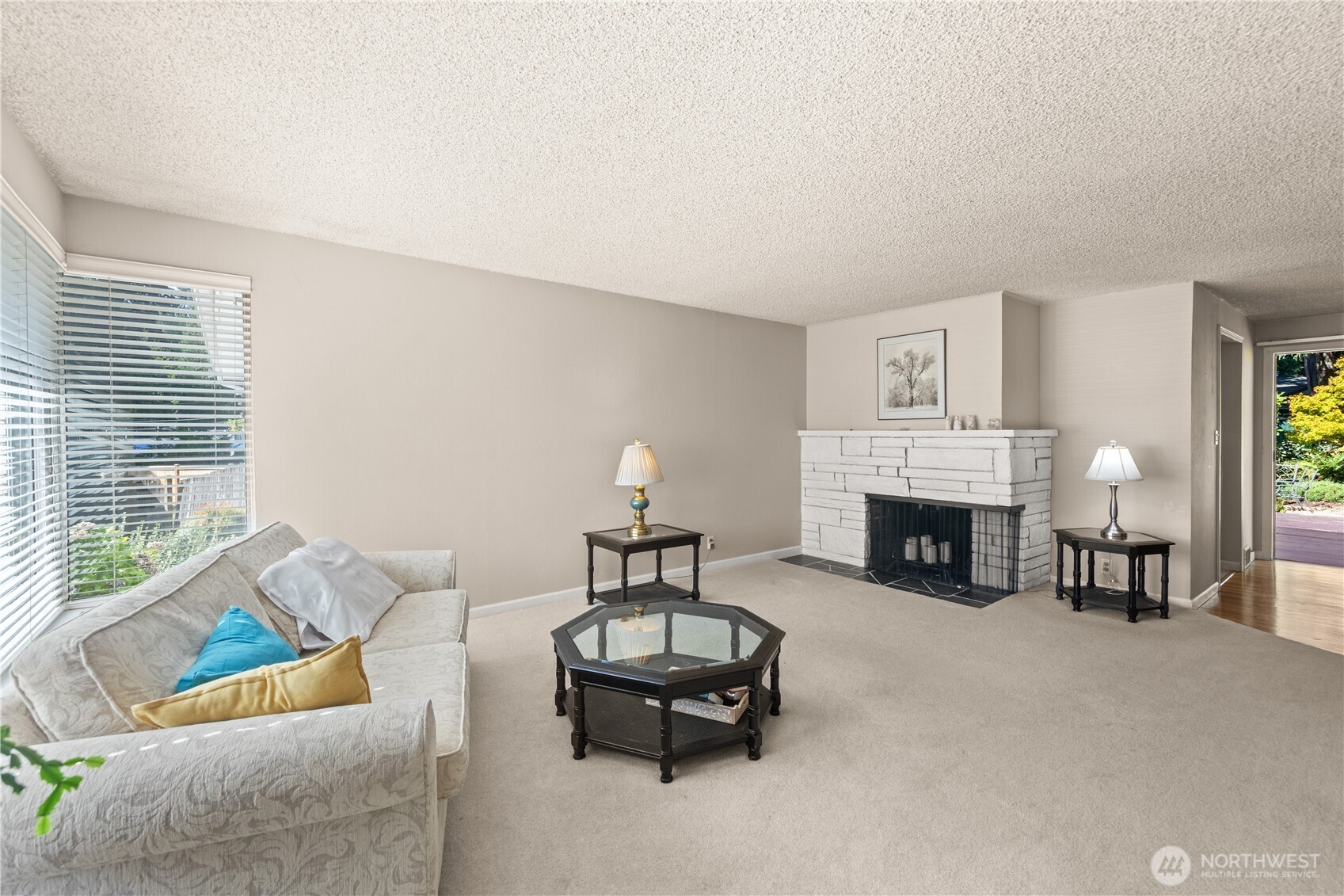 18521 36th Place Property Photo 4
