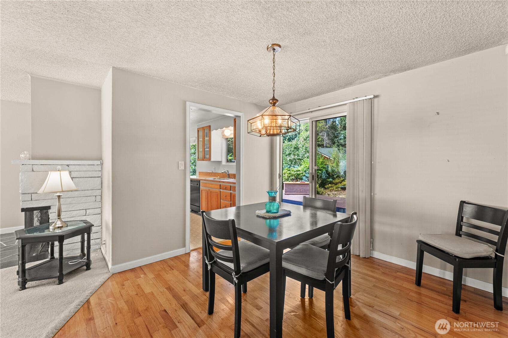 18521 36th Place Property Photo 9