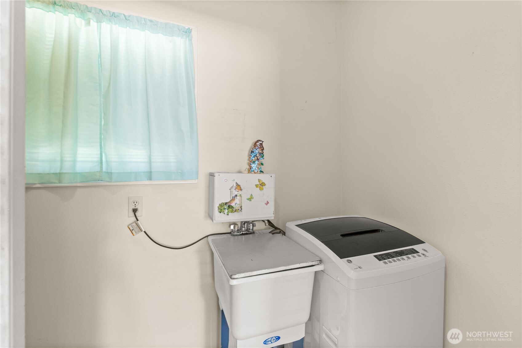 18521 36th Place Property Photo 23