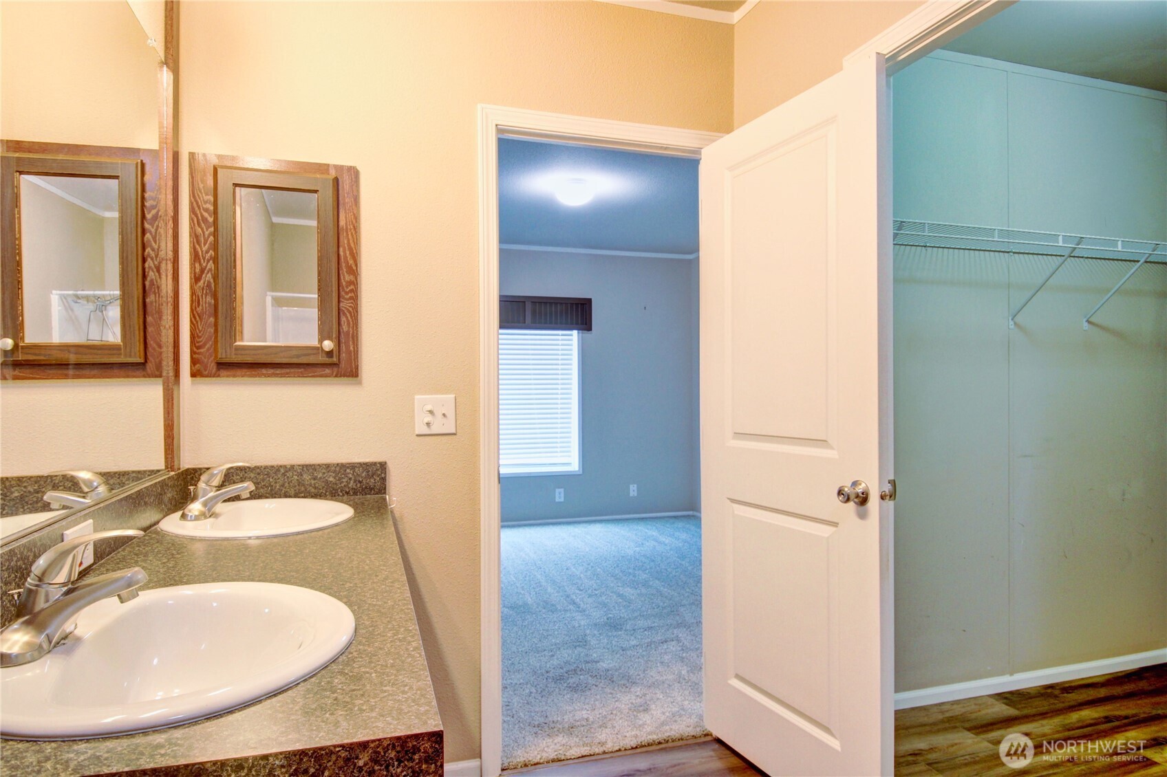 24892 Minkler Road 20 Property Photo 14