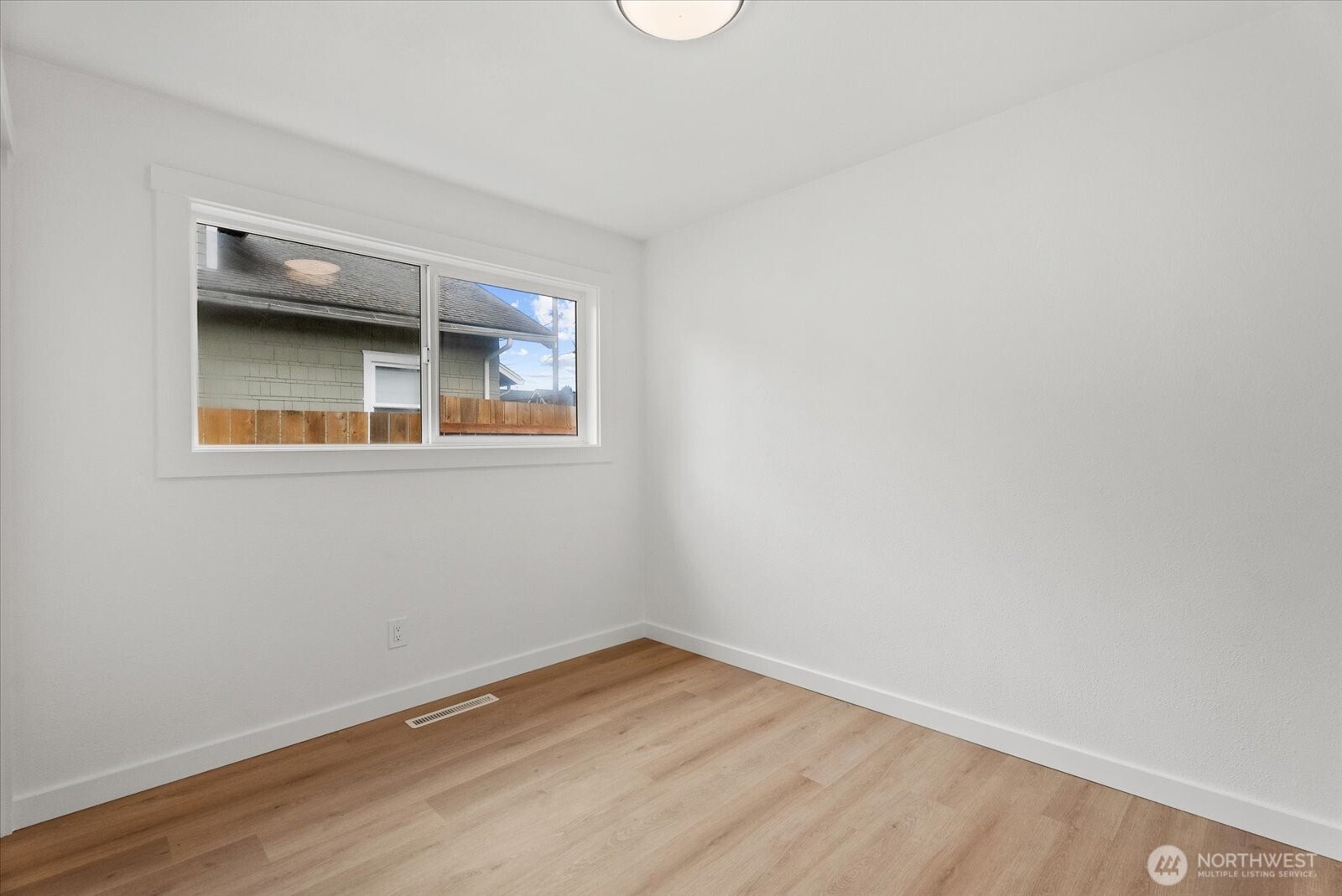 3719 S 12th Street Property Photo 16