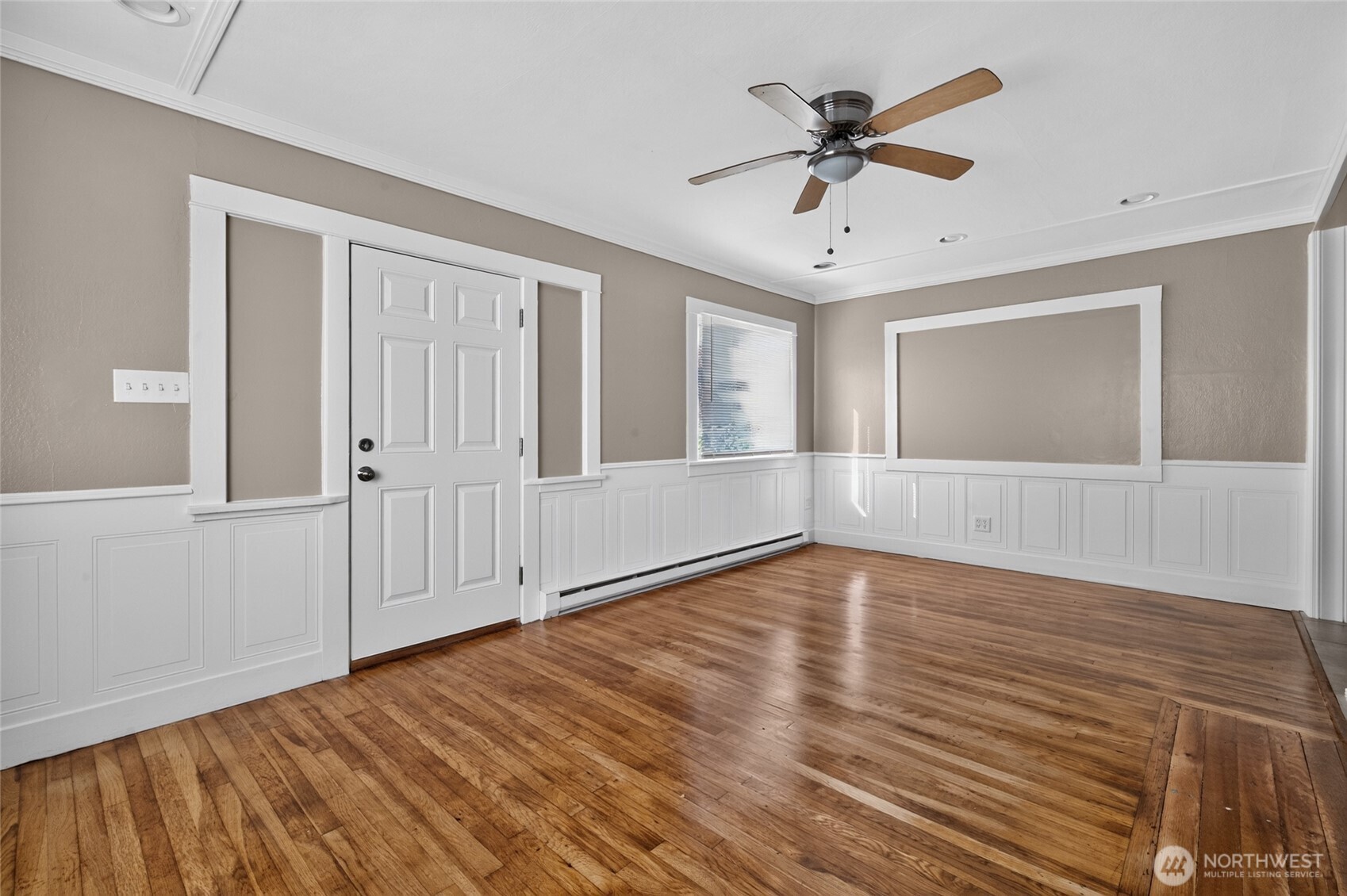 2106 W 2nd Street Property Photo 6