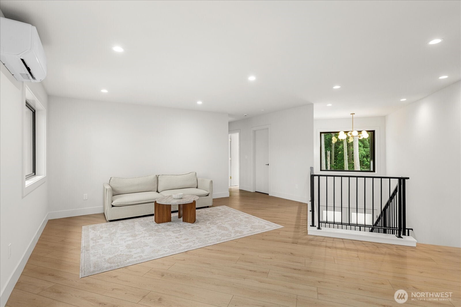 11 Oval Court Property Photo 31