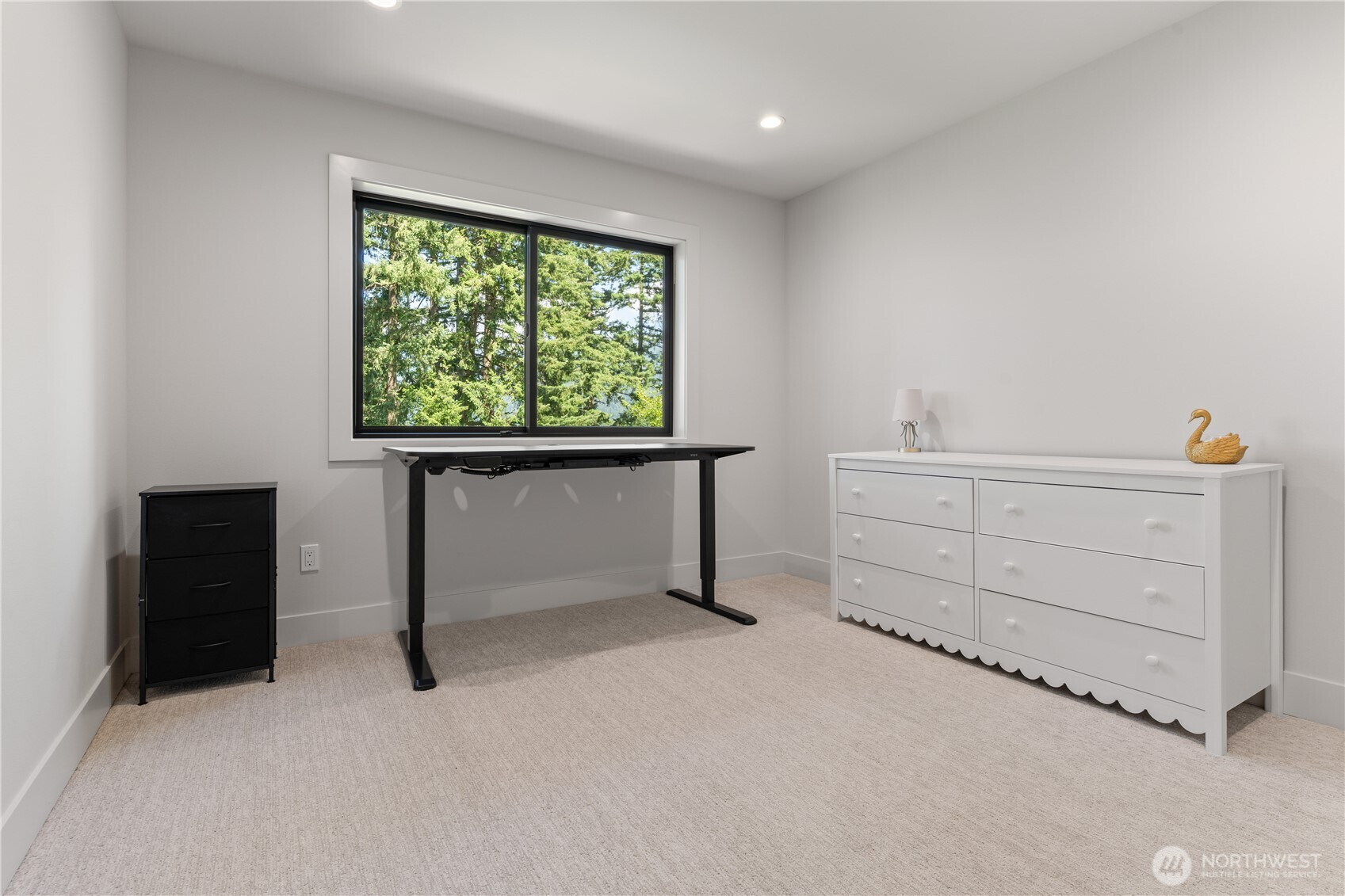 11 Oval Court Property Photo 34