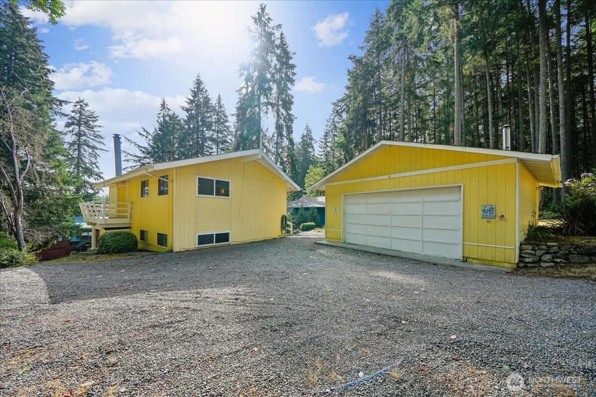 10006 Eagle Place Property Photo 8