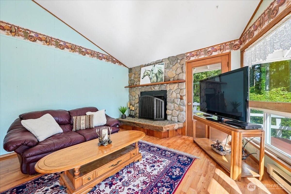 10006 Eagle Place Property Photo 15