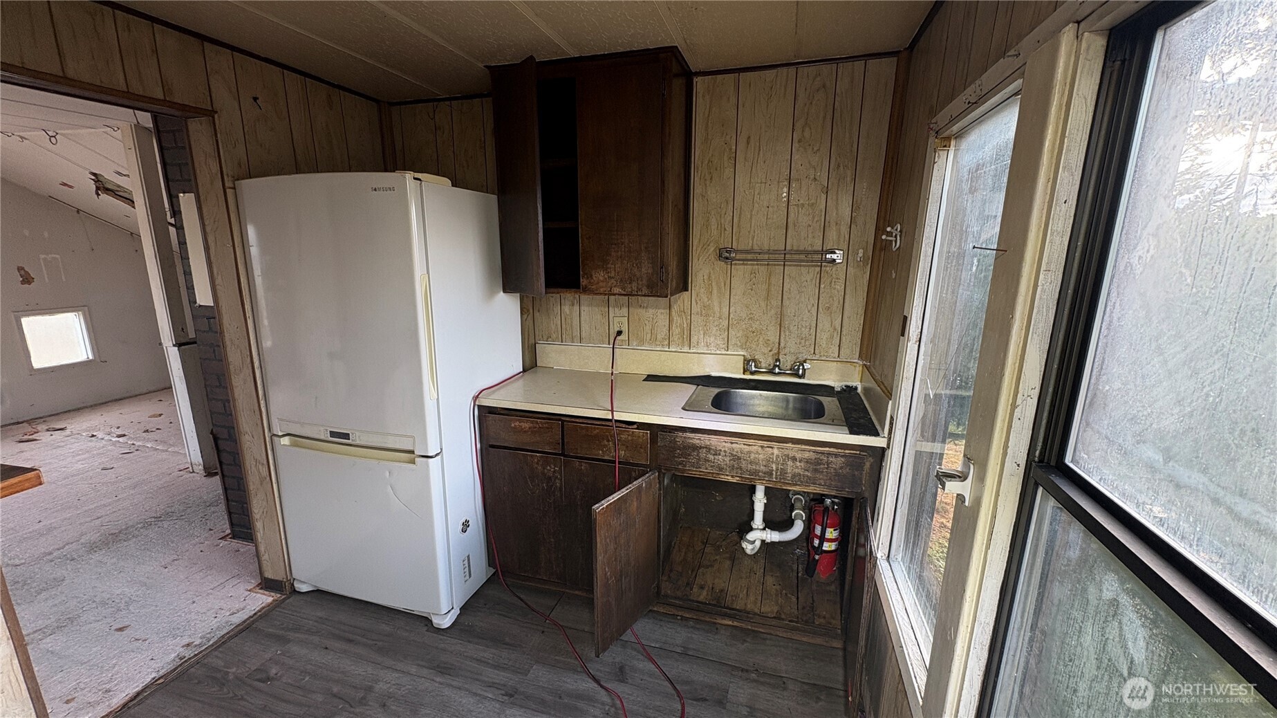 1703 Oakes Property Photo 13