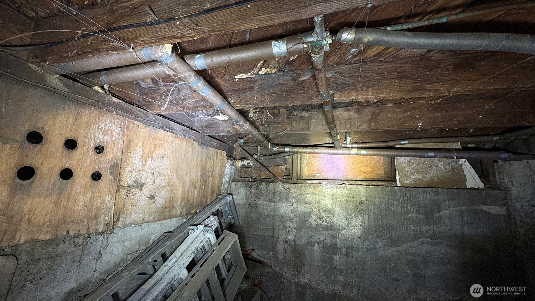 1703 Oakes Property Photo 16