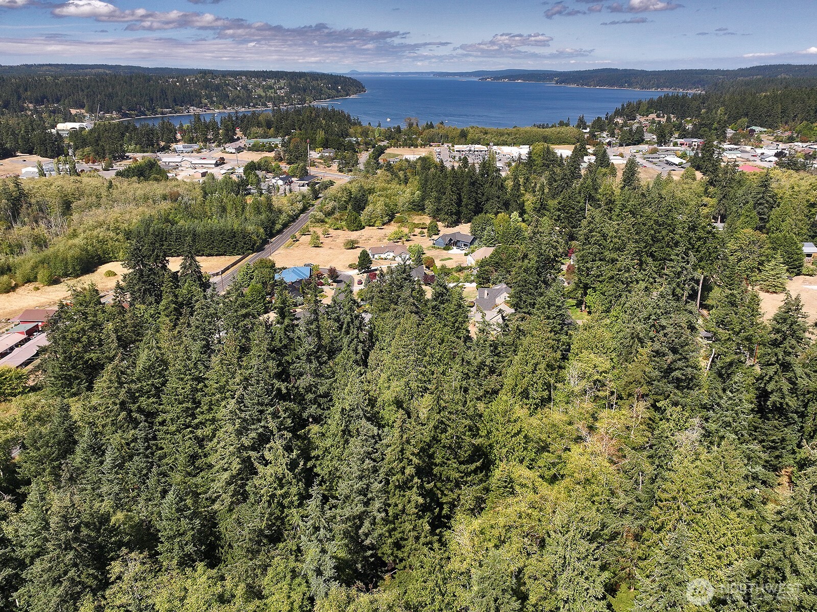 2 Scenic Avenue Property Photo 12
