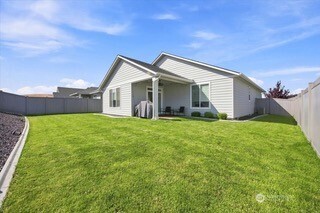 2584 Clark Ridge Dr Property Photo 32