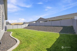 2584 Clark Ridge Dr Property Photo 35
