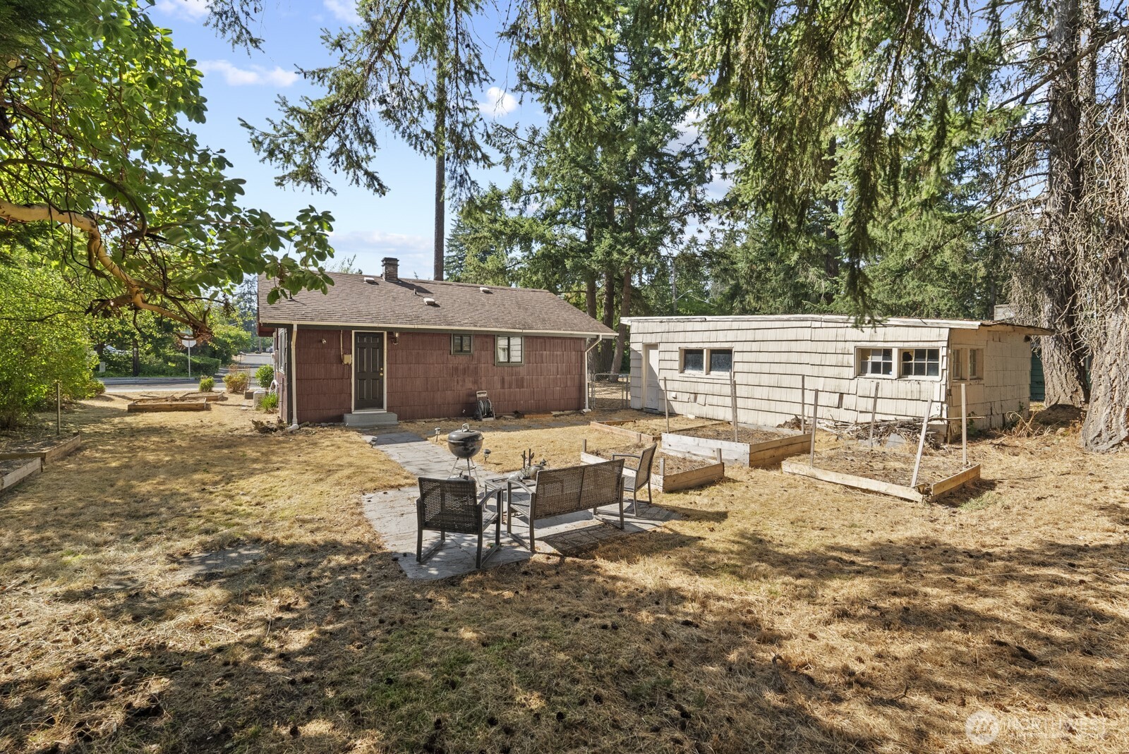 9701 Hipkins Road Property Photo 16