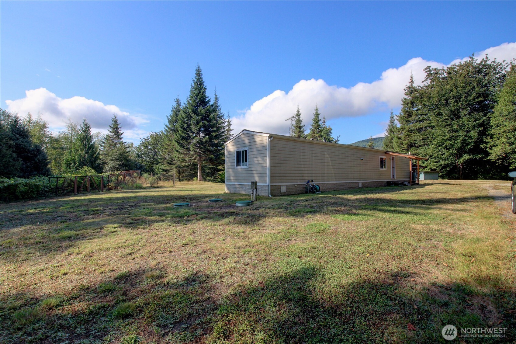 18025 Cedar Ponds Road Property Photo 2