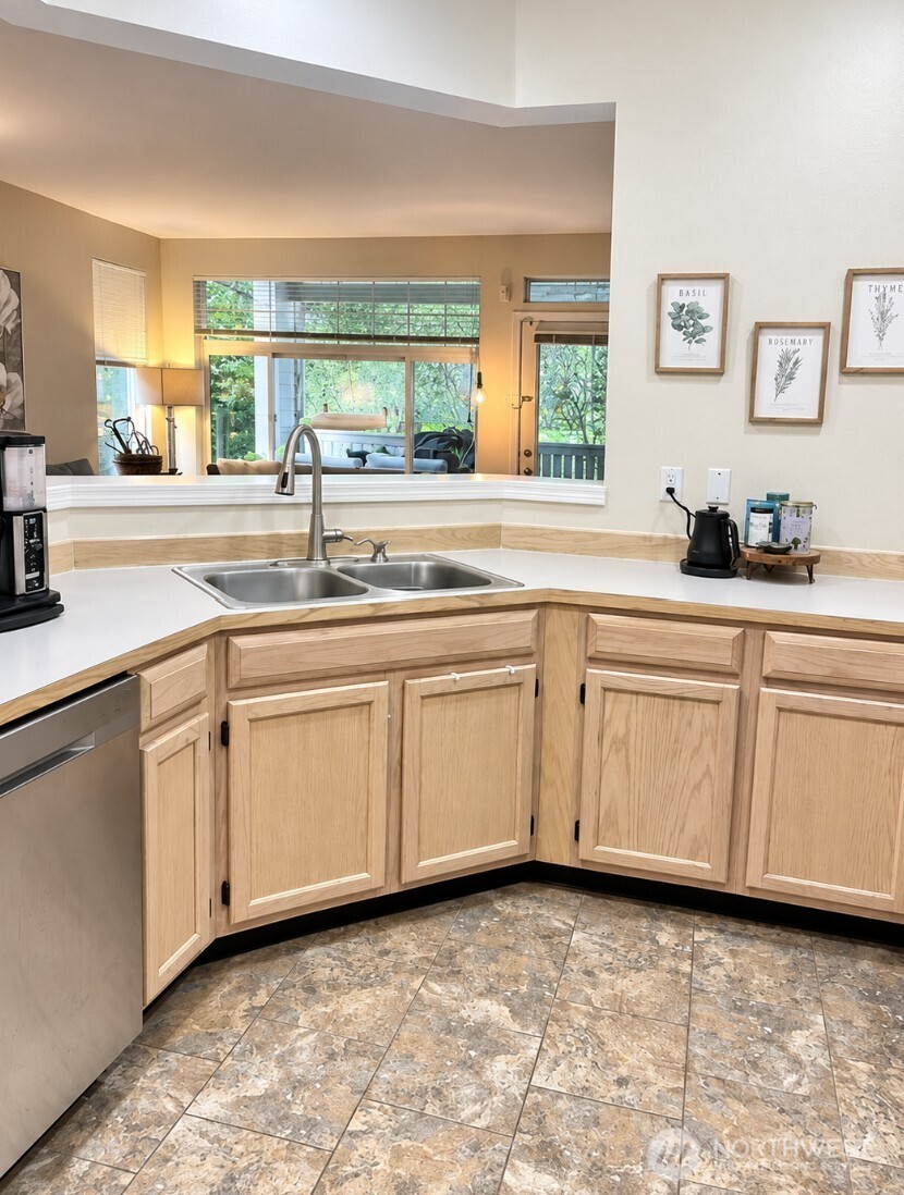 16900 River Rock Drive 101 Property Photo 6