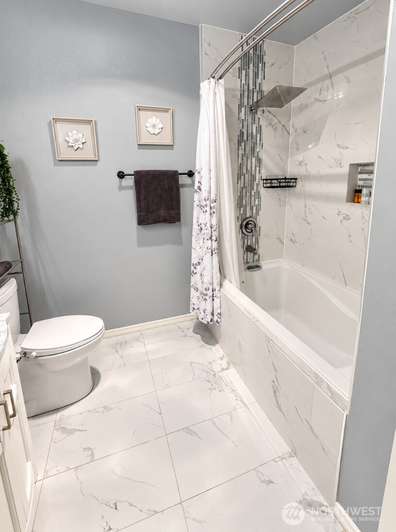 16900 River Rock Drive 101 Property Photo 12